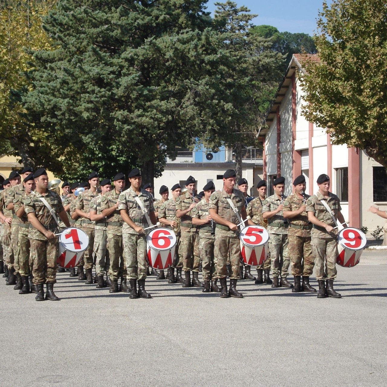 Cerimonia di avvicendamento 
Comandante 